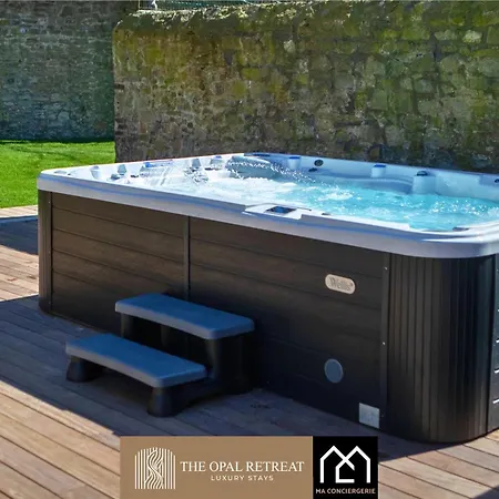 Opal Retreat - Luxury House With Spa And Home Gym וילה