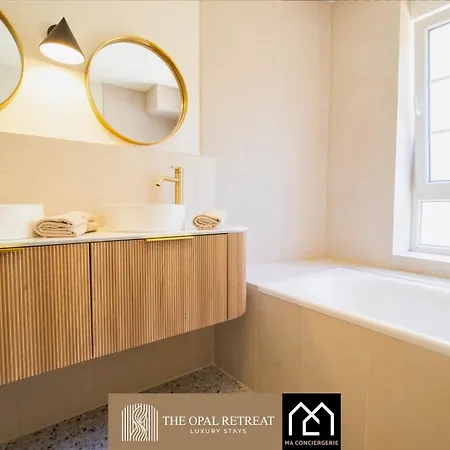 Opal Retreat - Luxury House With Spa And Home Gym *