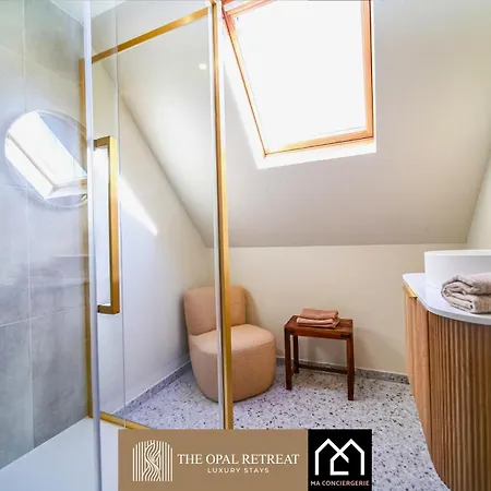 Opal Retreat - Luxury House With Spa And Home Gym