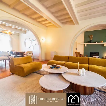 Opal Retreat - Luxury House With Spa And Home Gym